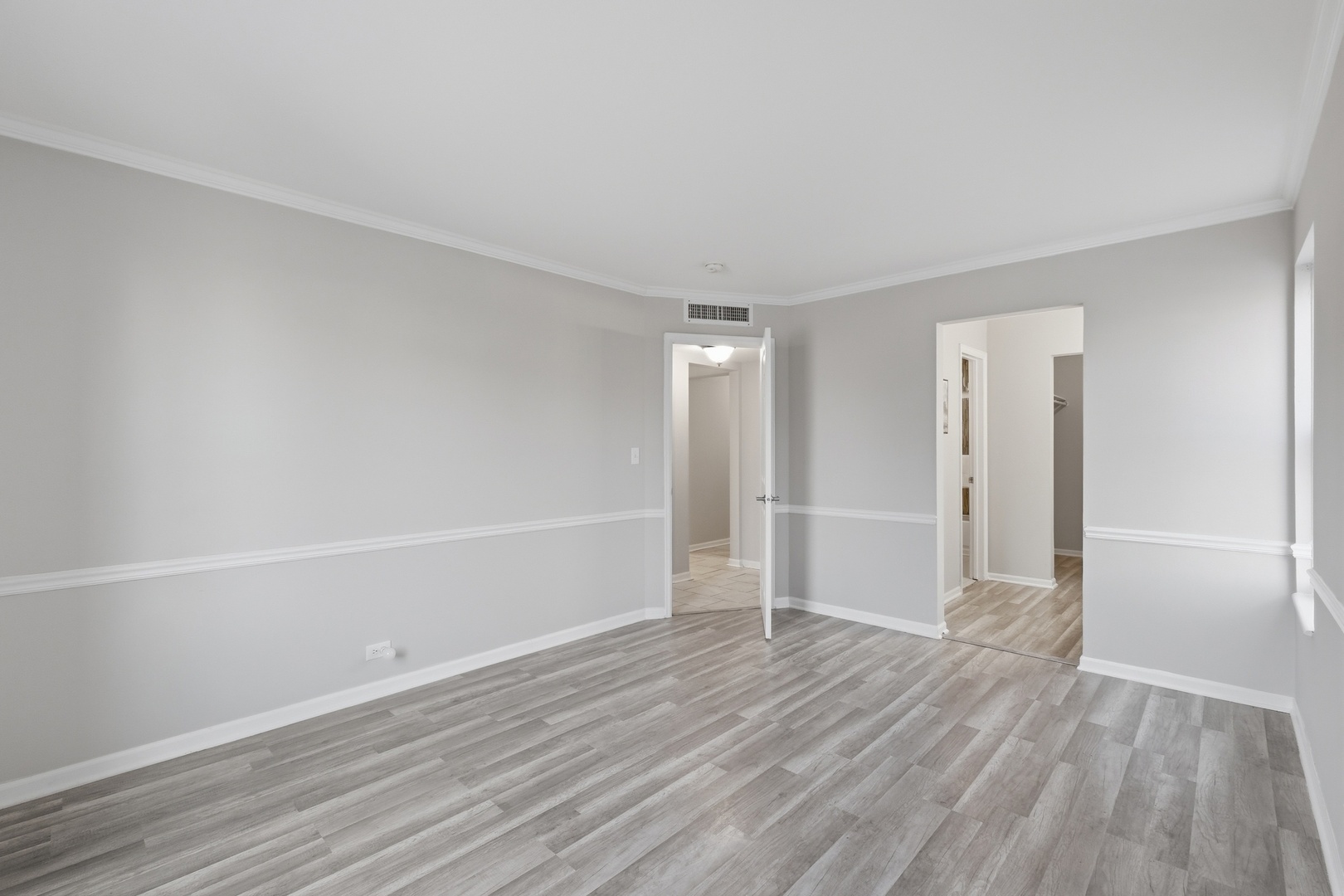 5001 Carriage Way Drive Rolling Meadows IL 60008