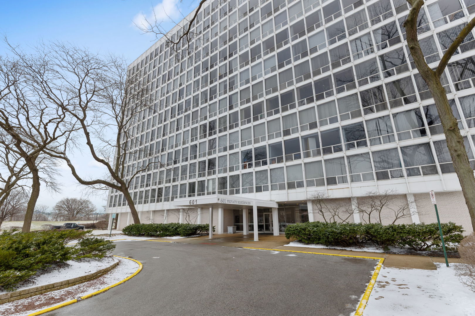 601 East 32nd Street Chicago IL 60616