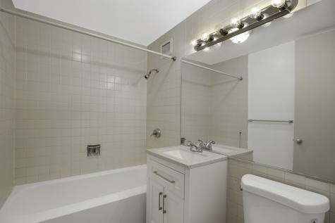 601 East 32nd Street Chicago IL 60616
