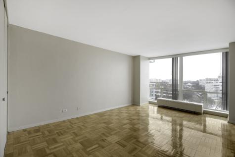 601 East 32nd Street Chicago IL 60616