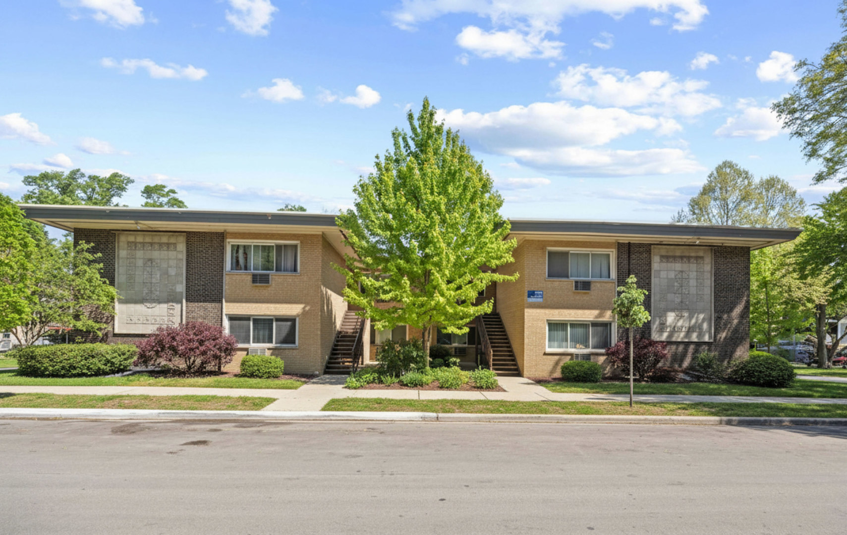 135 South Kenilworth Avenue Oak Park IL 60302