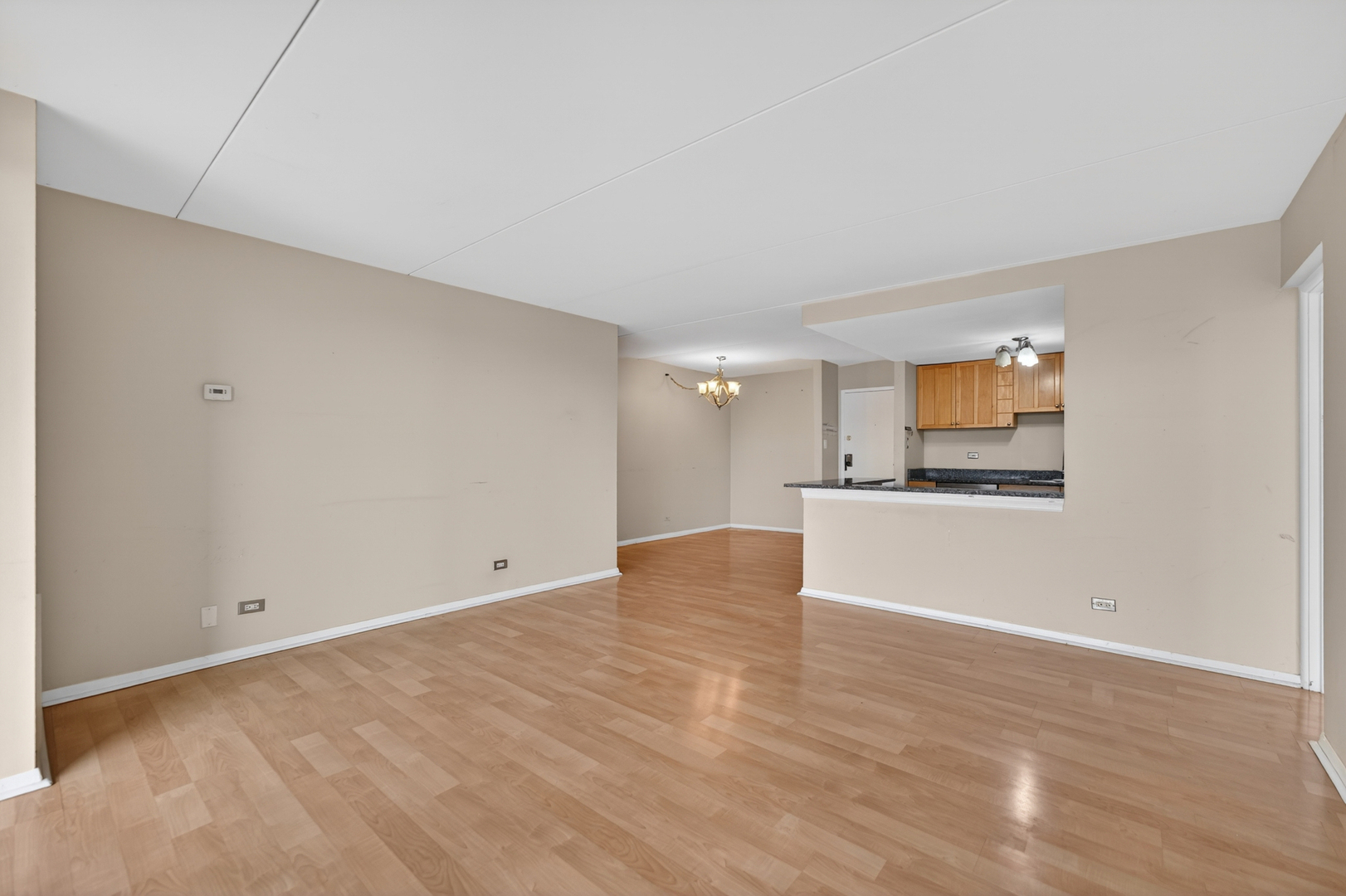 2015 South Finley Road Lombard IL 60148