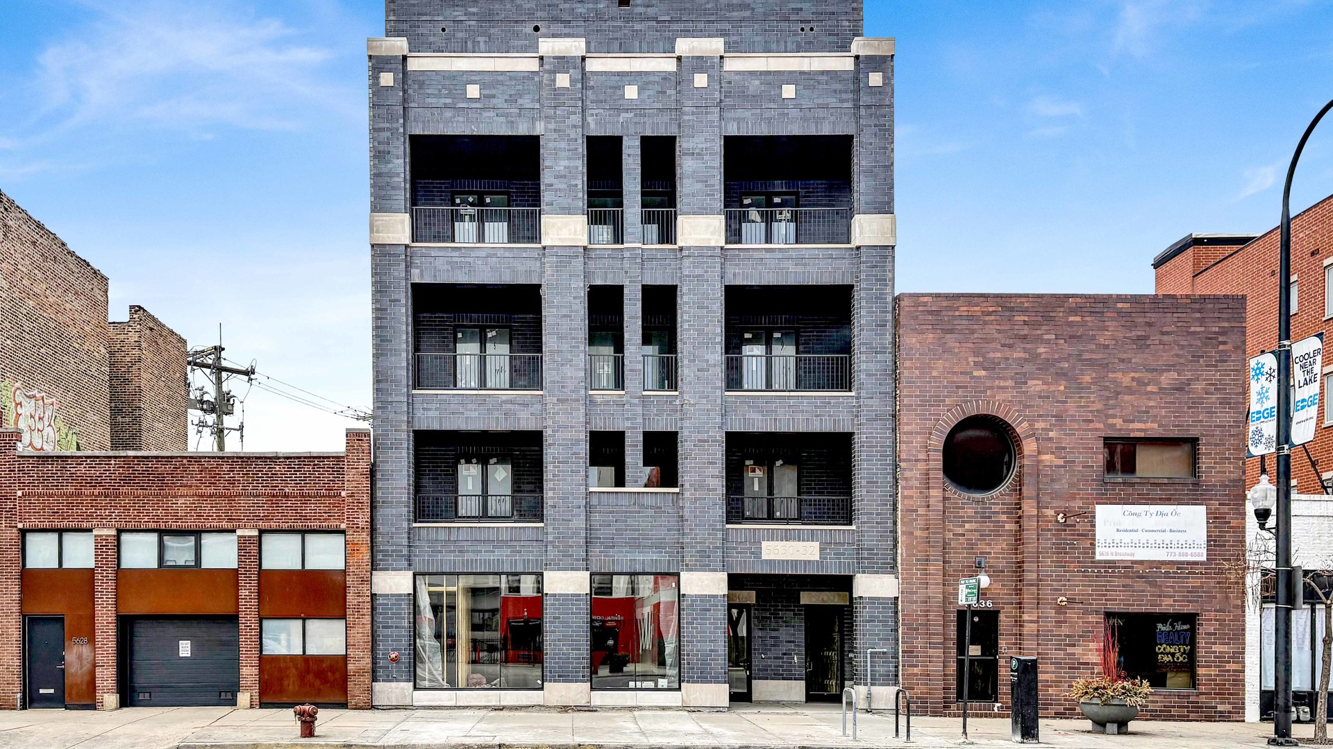 5630 North Broadway Street Chicago IL 60660