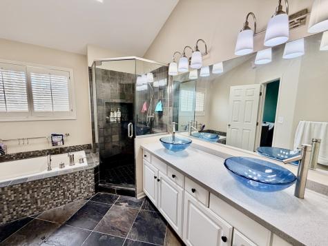 1535 Chatfield Court Roselle IL 60172