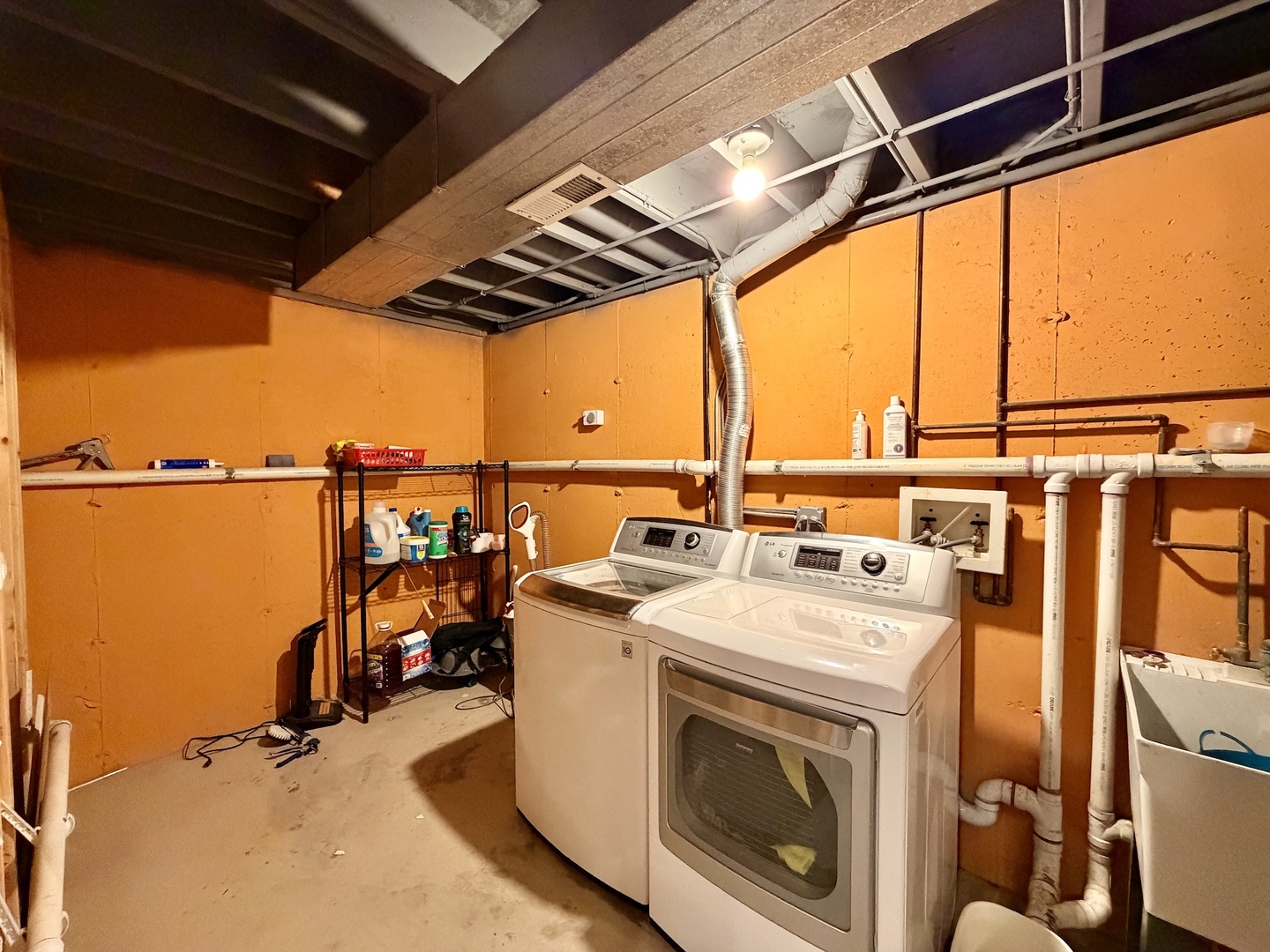 1535 Chatfield Court Roselle IL 60172