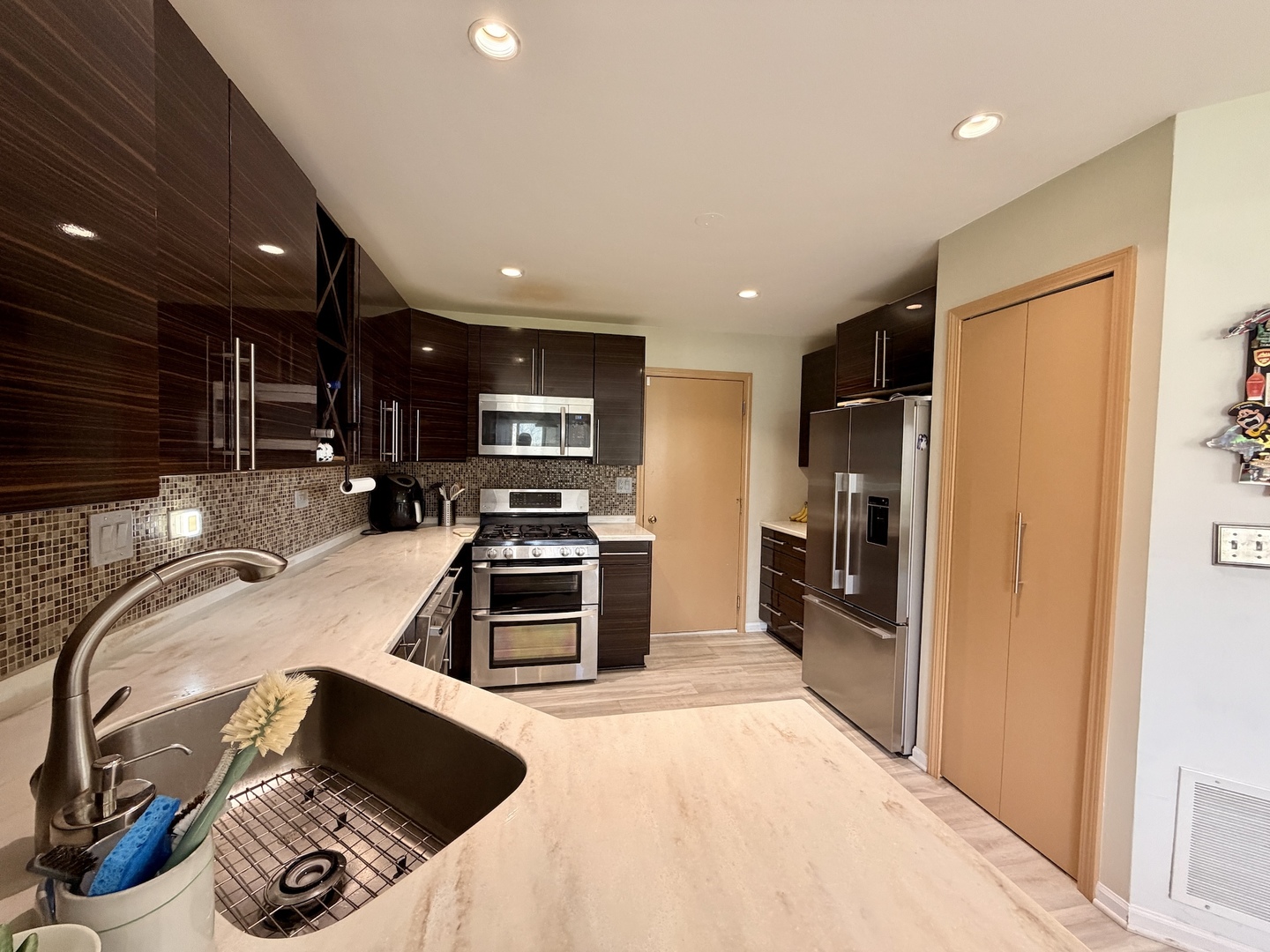 1535 Chatfield Court Roselle IL 60172