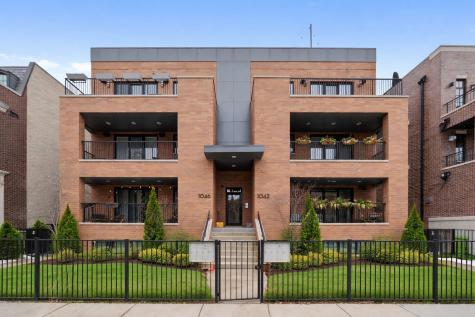 1042 West Altgeld Street Chicago IL 60614