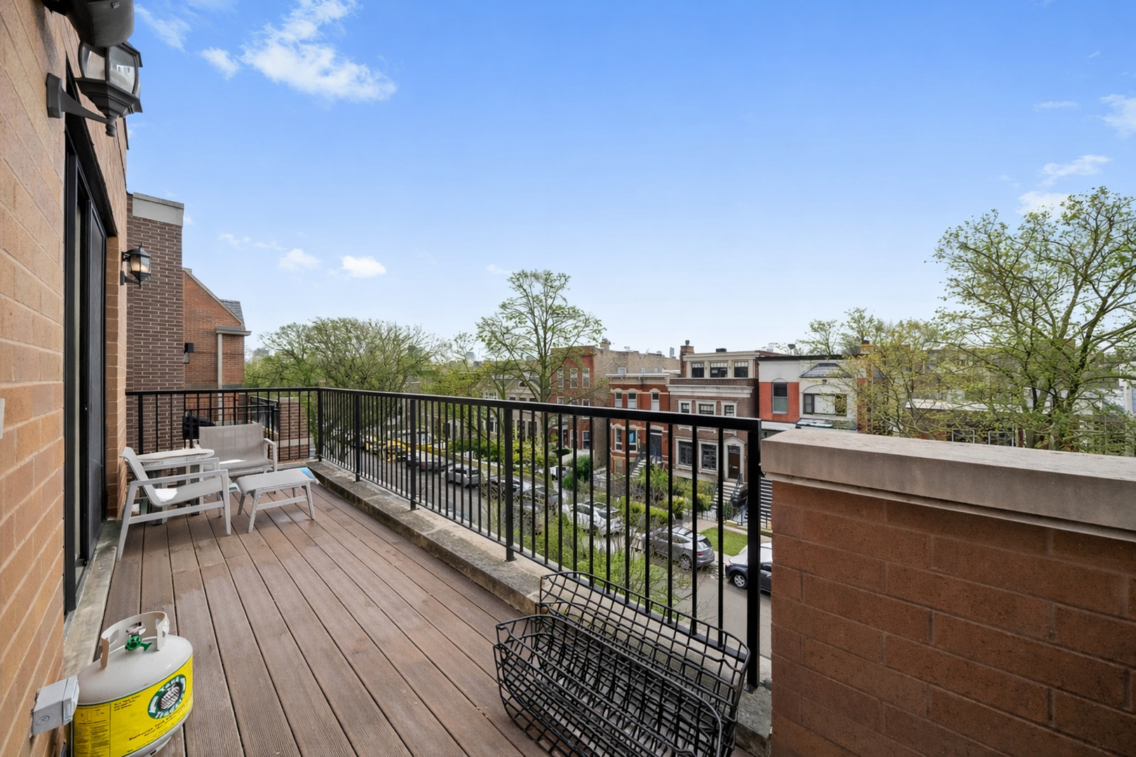 1042 West Altgeld Street Chicago IL 60614