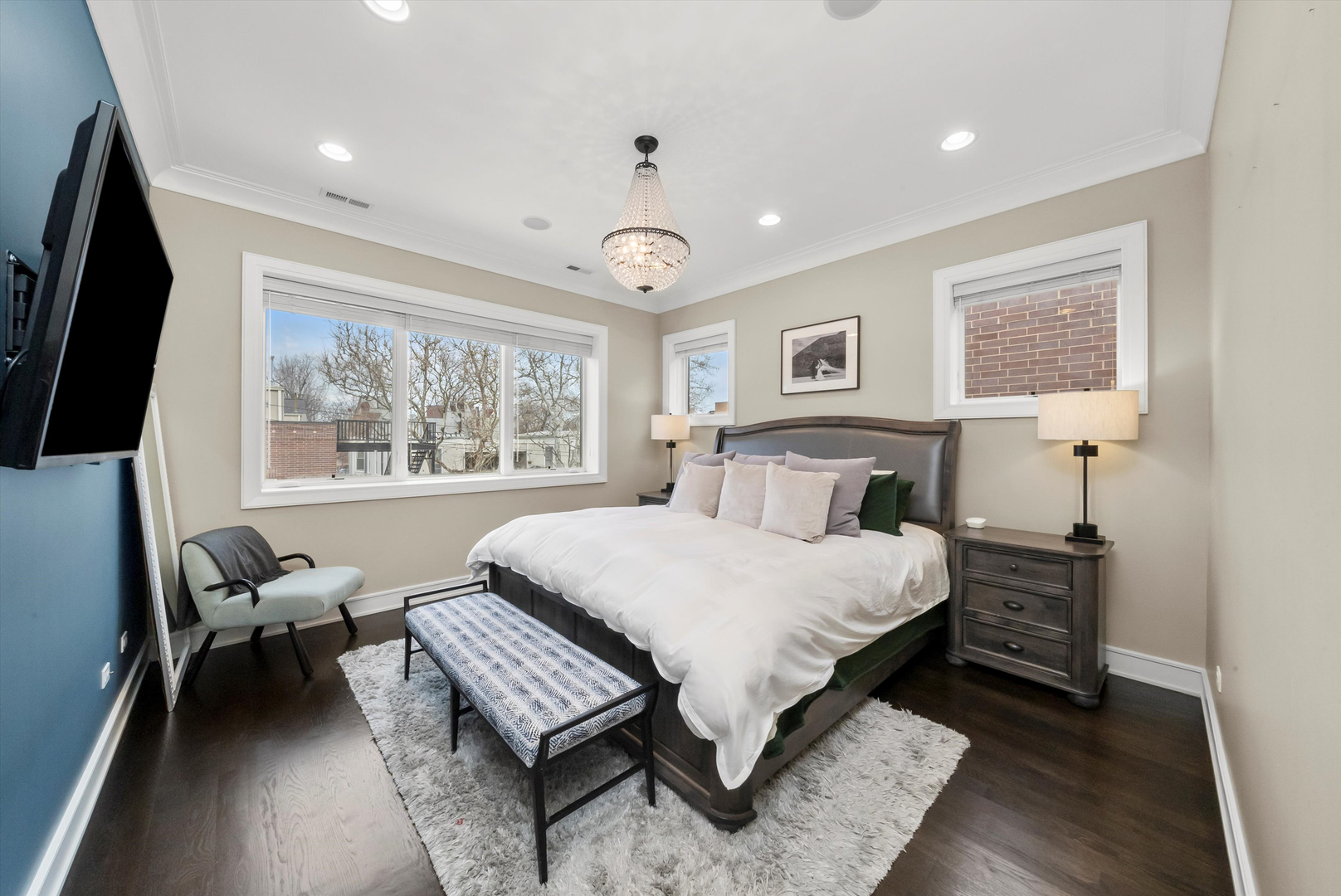 1042 West Altgeld Street Chicago IL 60614