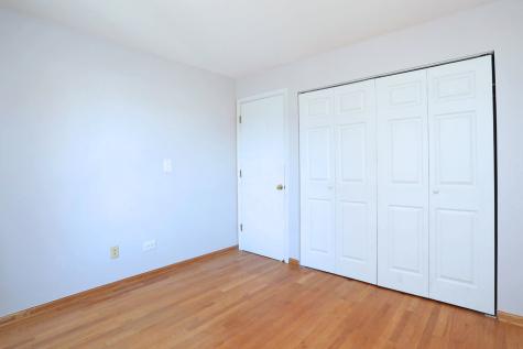 676 West Cross Creek Drive Roselle IL 60172