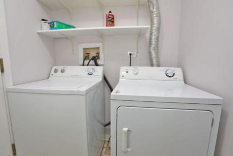 676 West Cross Creek Drive Roselle IL 60172