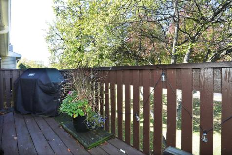 676 West Cross Creek Drive Roselle IL 60172