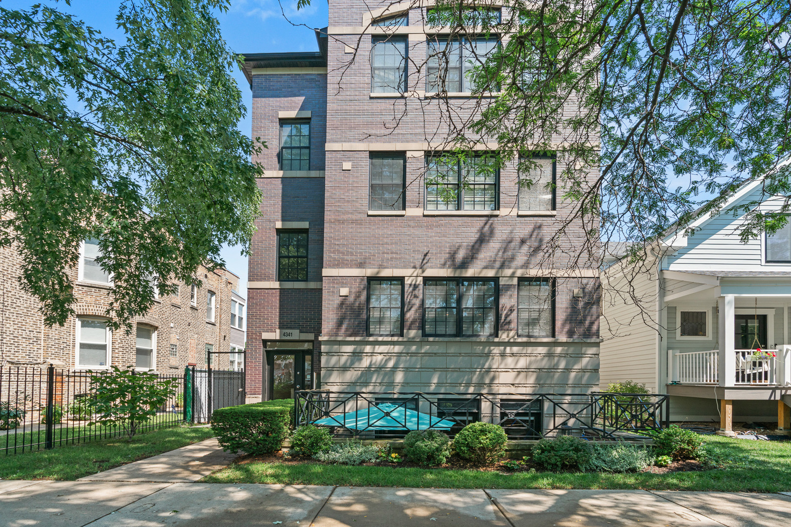 4341 North Mozart Street Chicago IL 60618
