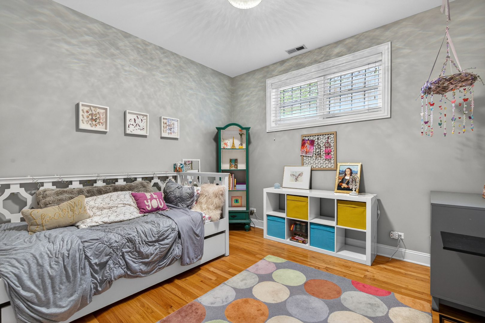 4341 North Mozart Street Chicago IL 60618