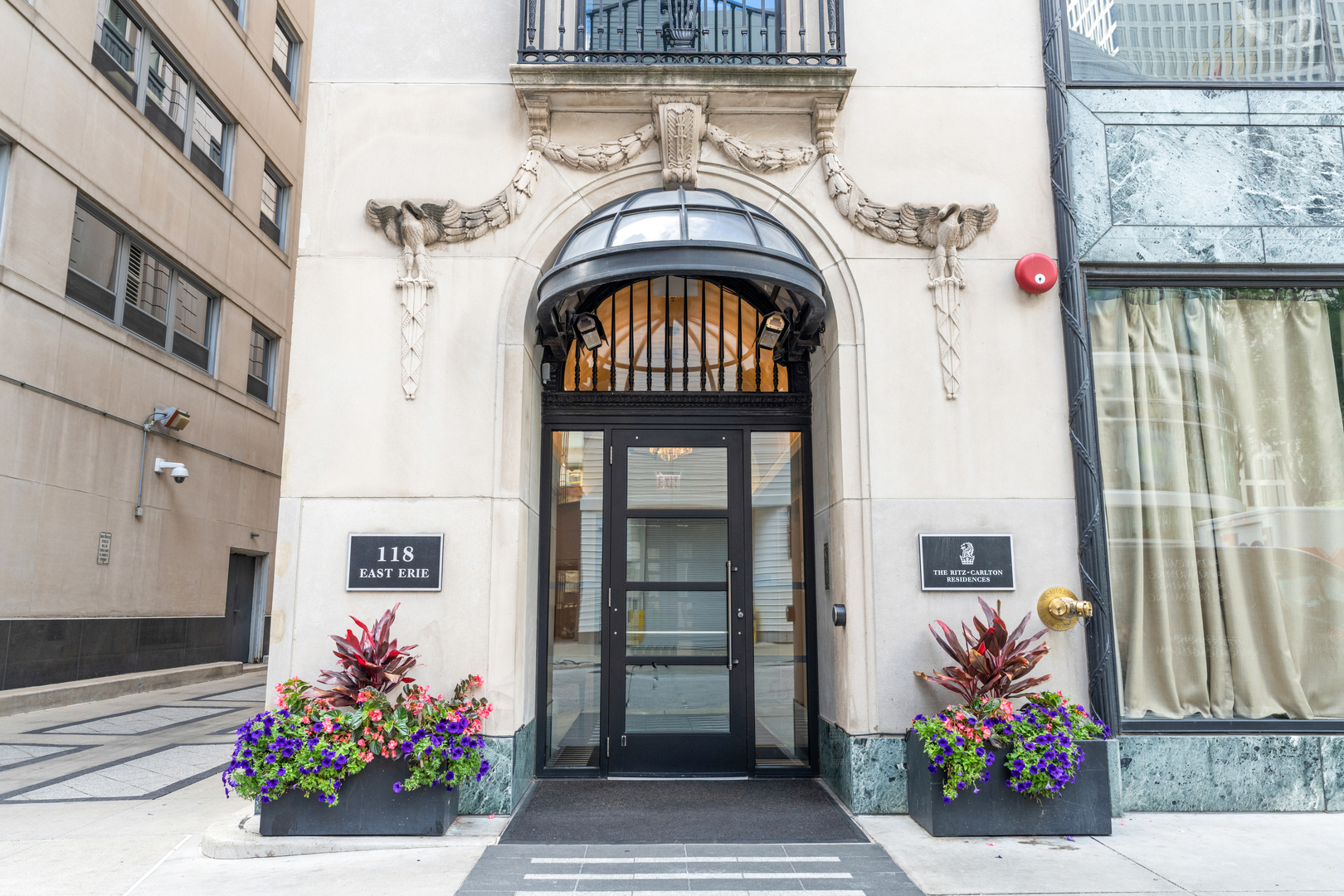 118 East Erie Street Chicago IL 60611
