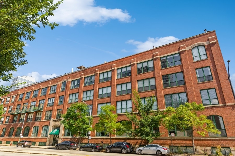 1727 South Indiana Avenue Chicago IL 60616