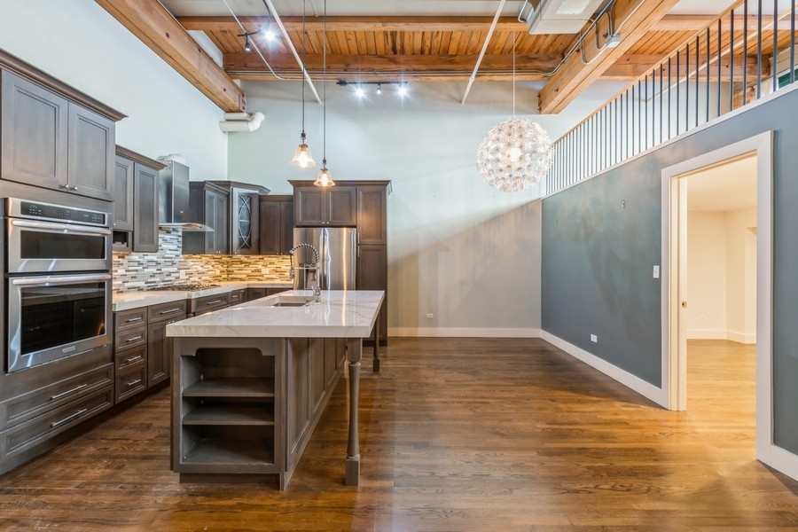 1727 South Indiana Avenue Chicago IL 60616
