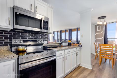 6730 South South Shore Drive Chicago IL 60649