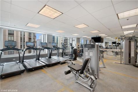 33 West Ontario Street Chicago IL 60654