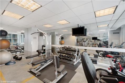 33 West Ontario Street Chicago IL 60654