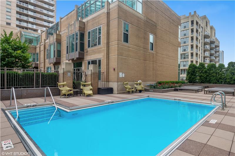 33 West Ontario Street Chicago IL 60654