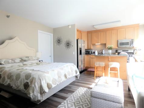 33 West Ontario Street Chicago IL 60654