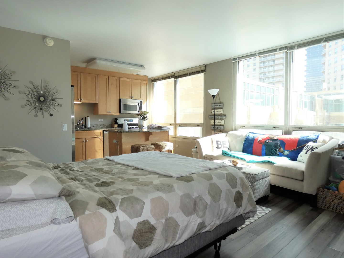 33 West Ontario Street Chicago IL 60654