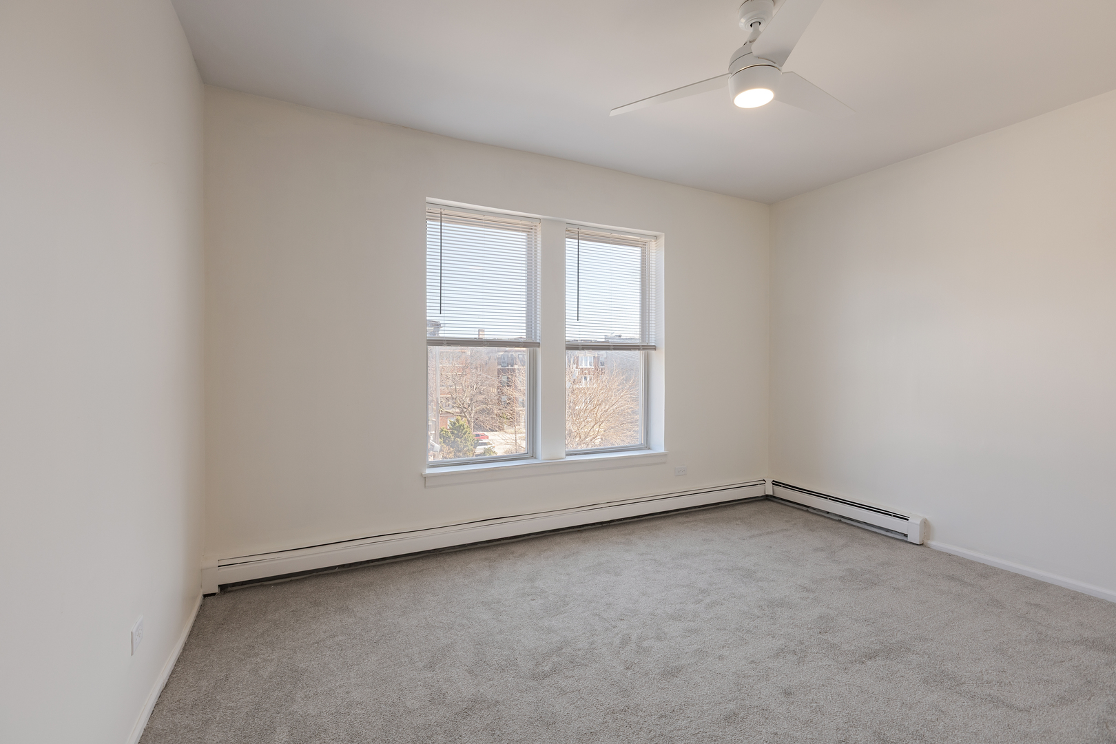 543 East 60th Street Chicago IL 60637