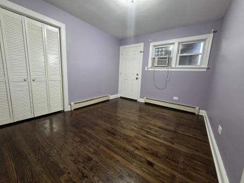 1105 Holiday Lane Des Plaines IL 60016