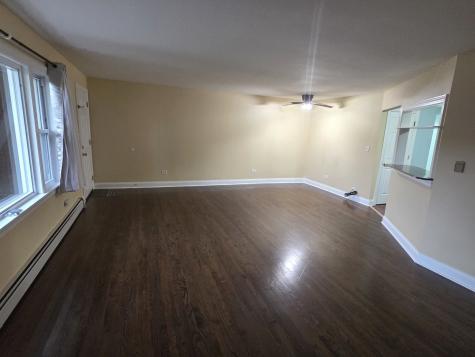 1105 Holiday Lane Des Plaines IL 60016