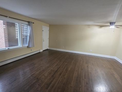 1105 Holiday Lane Des Plaines IL 60016