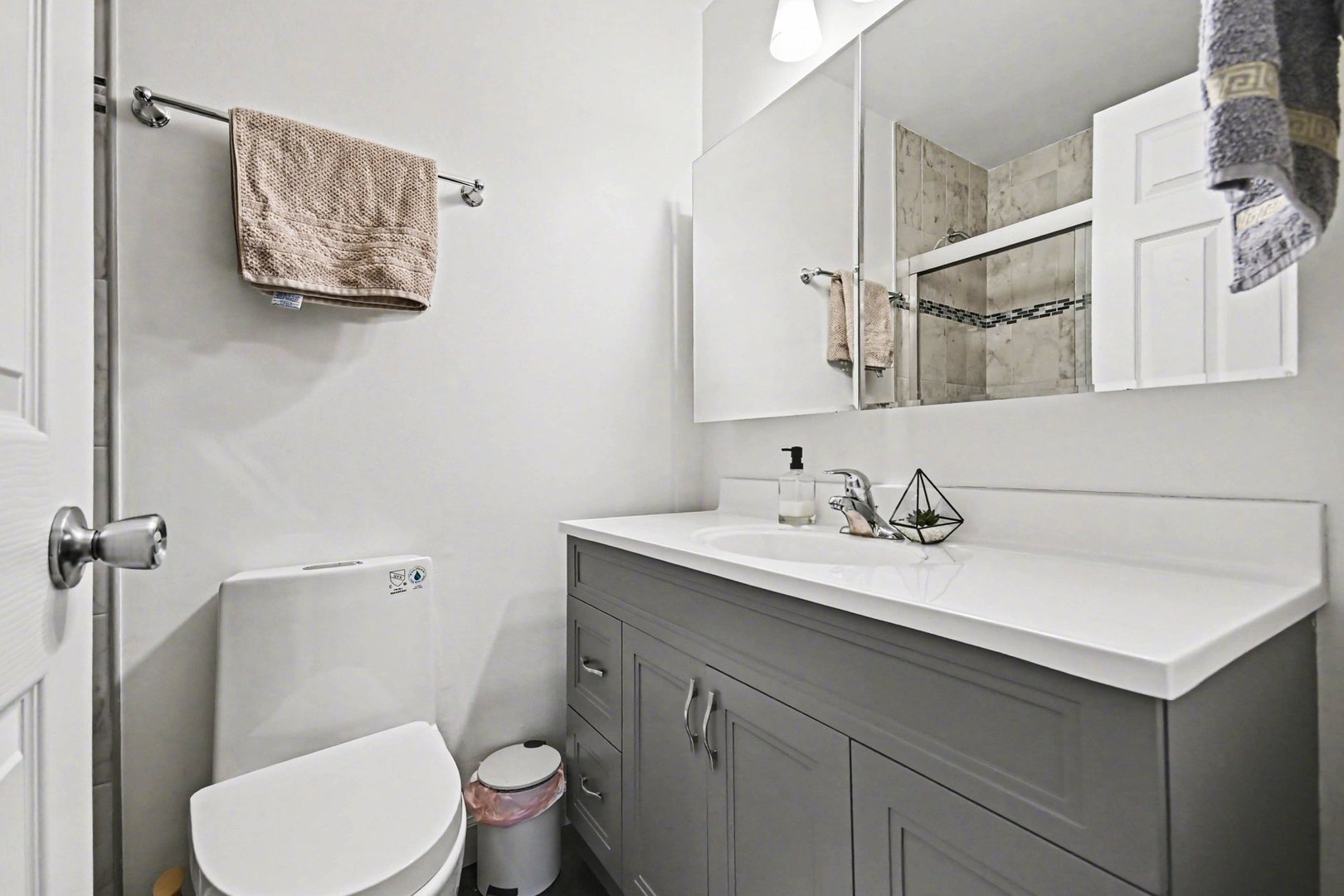 5700 Hillcrest Lane Lisle IL 60532