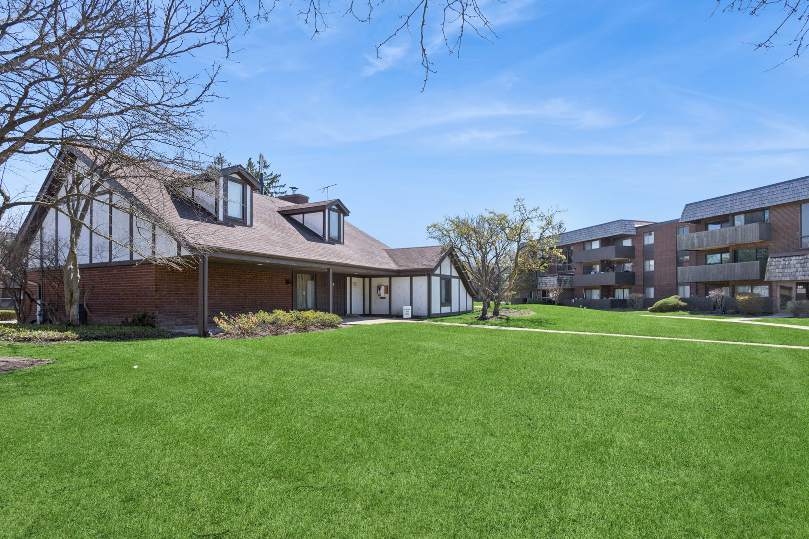 550 Timber Ridge Drive Carol Stream IL 60188