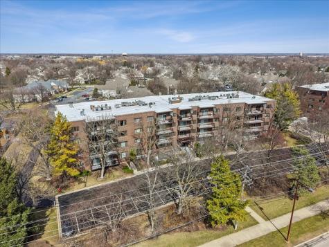 300 East Dundee Road Buffalo Grove IL 60089