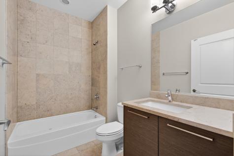187 North Westshore Drive Chicago IL 60601