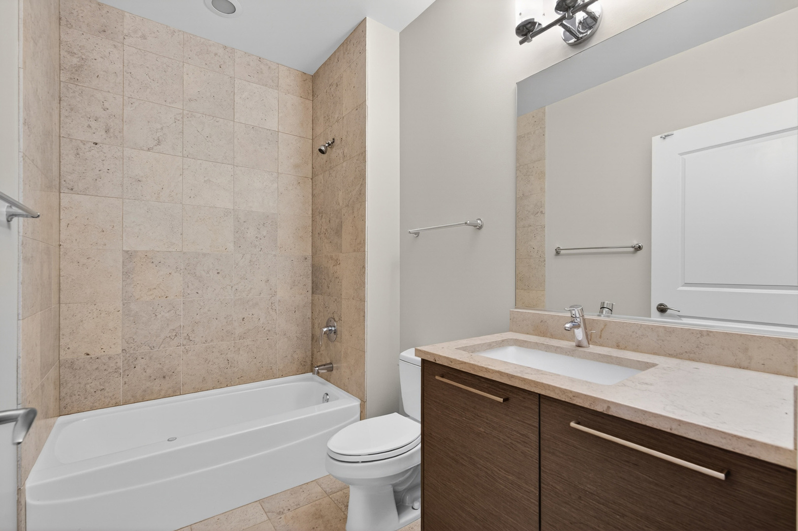187 North Westshore Drive Chicago IL 60601