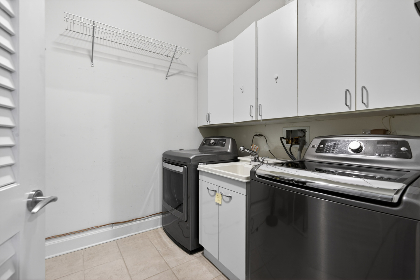187 North Westshore Drive Chicago IL 60601