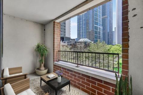 187 North Westshore Drive Chicago IL 60601