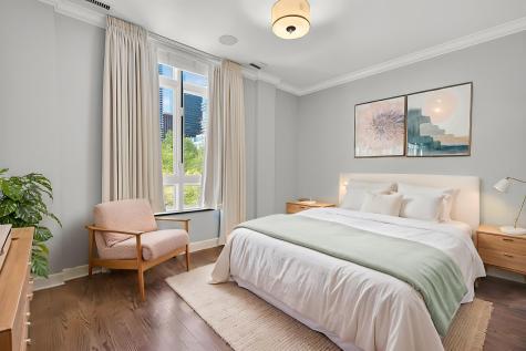 187 North Westshore Drive Chicago IL 60601