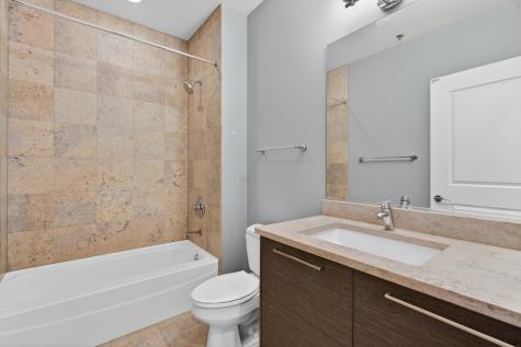 187 North Westshore Drive Chicago IL 60601
