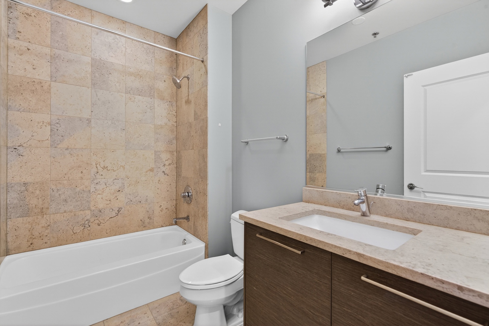187 North Westshore Drive Chicago IL 60601