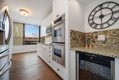 501 North Clinton Street Chicago IL 60654
