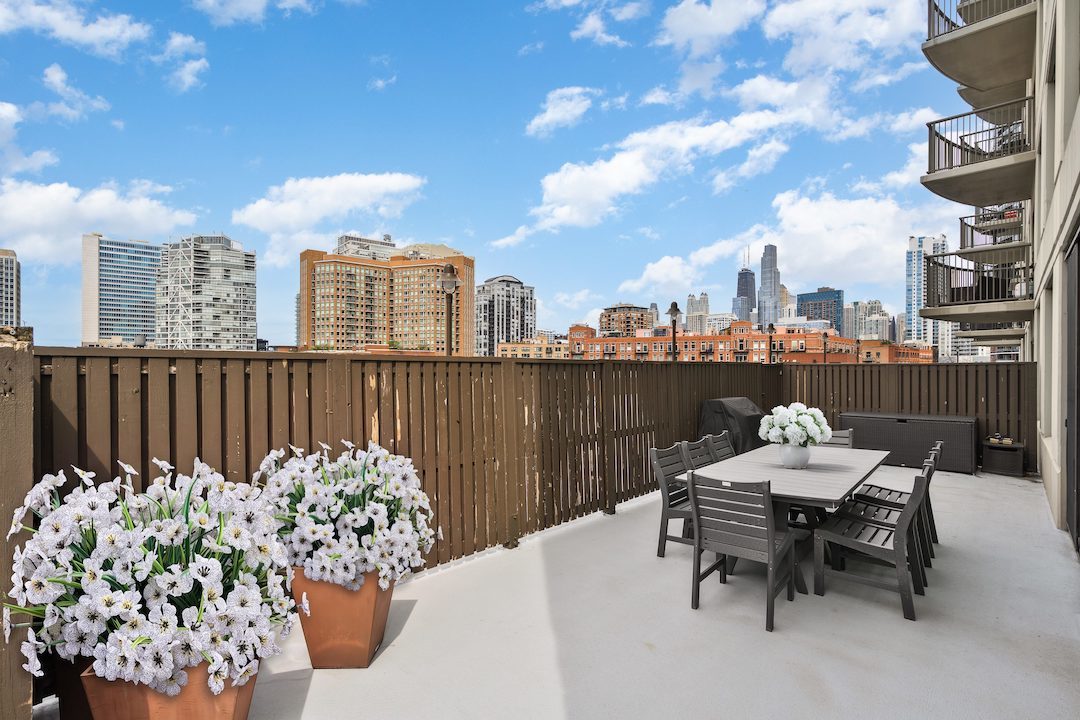501 North Clinton Street Chicago IL 60654