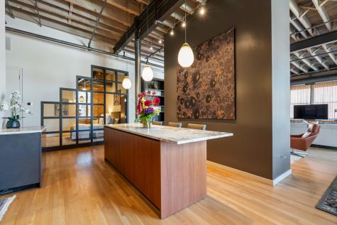 420 West Grand Avenue Chicago IL 60654