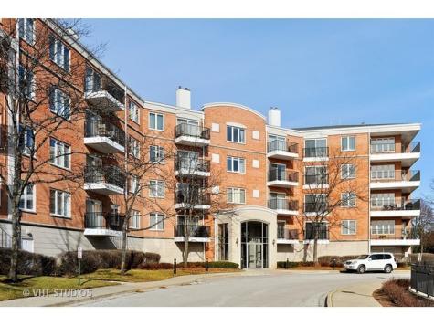 451 Town Place Circle Buffalo Grove IL 60089