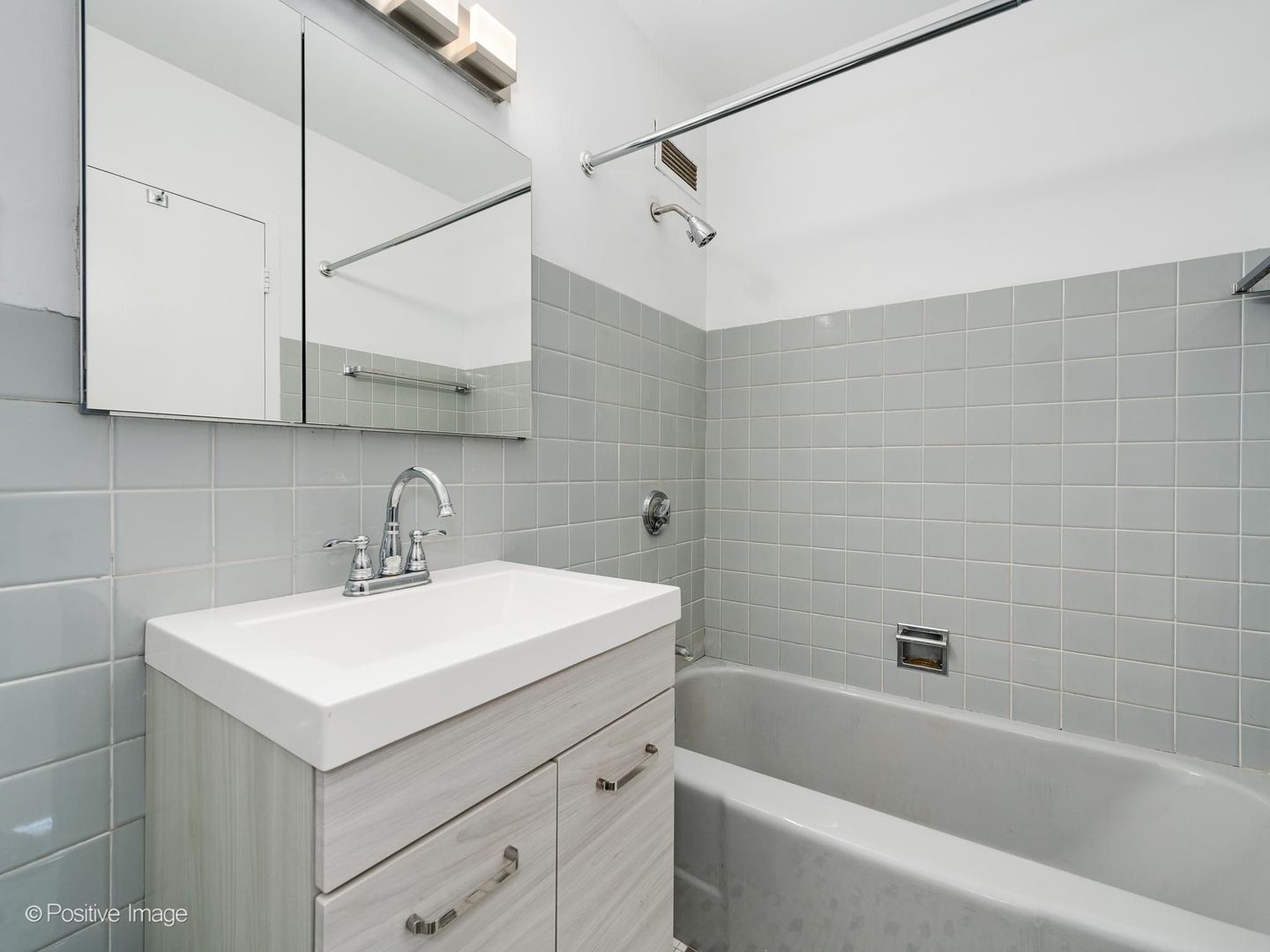 1150 North Lake Shore Drive Chicago IL 60611