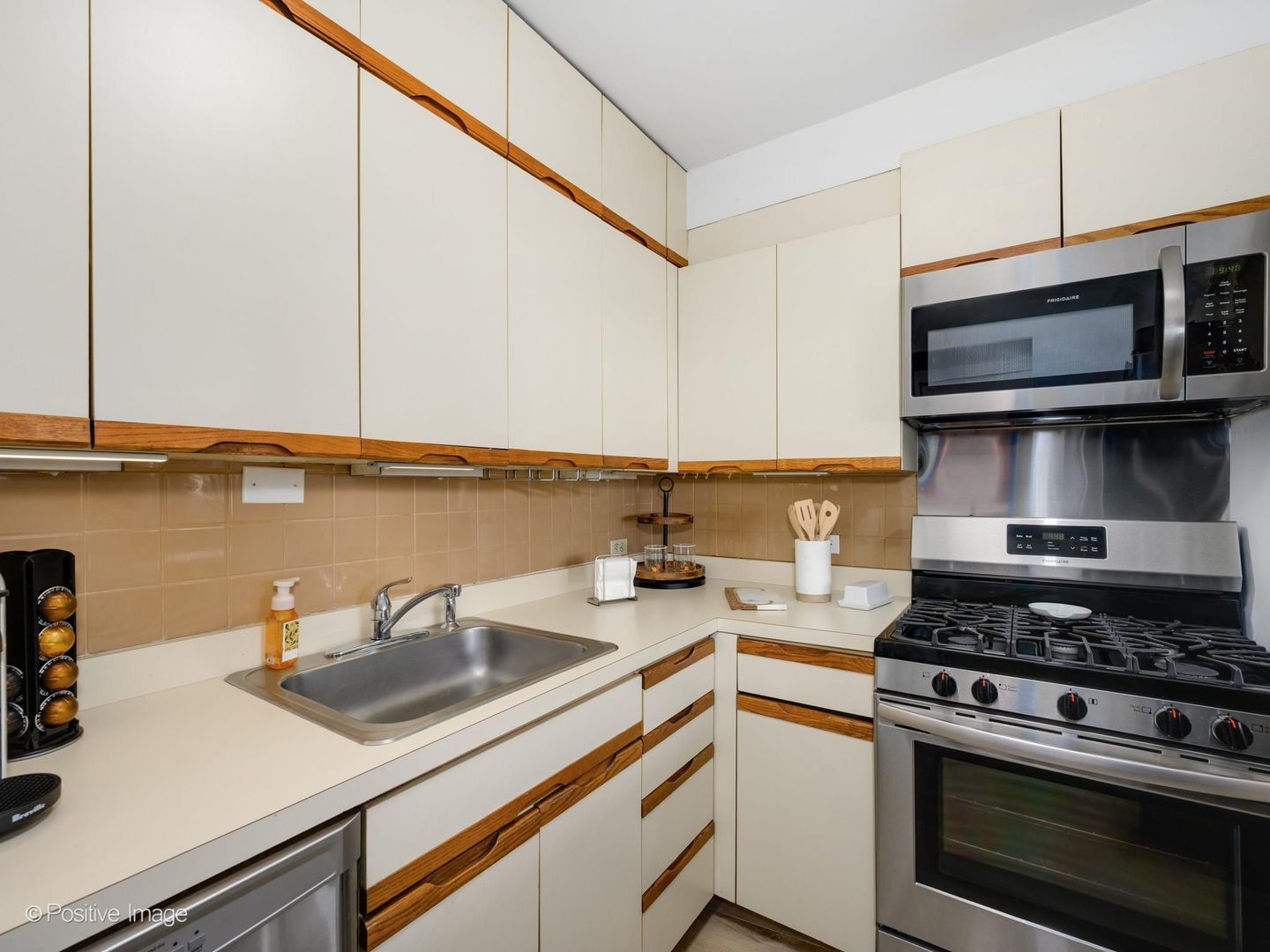 1150 North Lake Shore Drive Chicago IL 60611