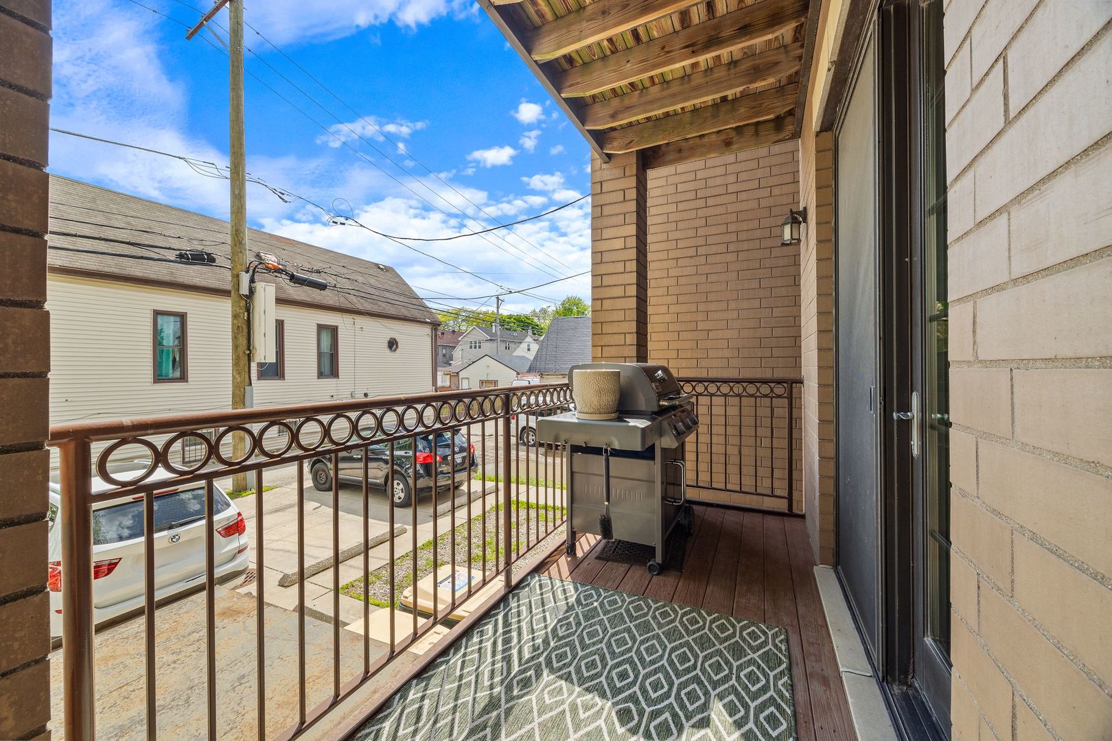 3435 West Belmont Avenue Chicago IL 60618