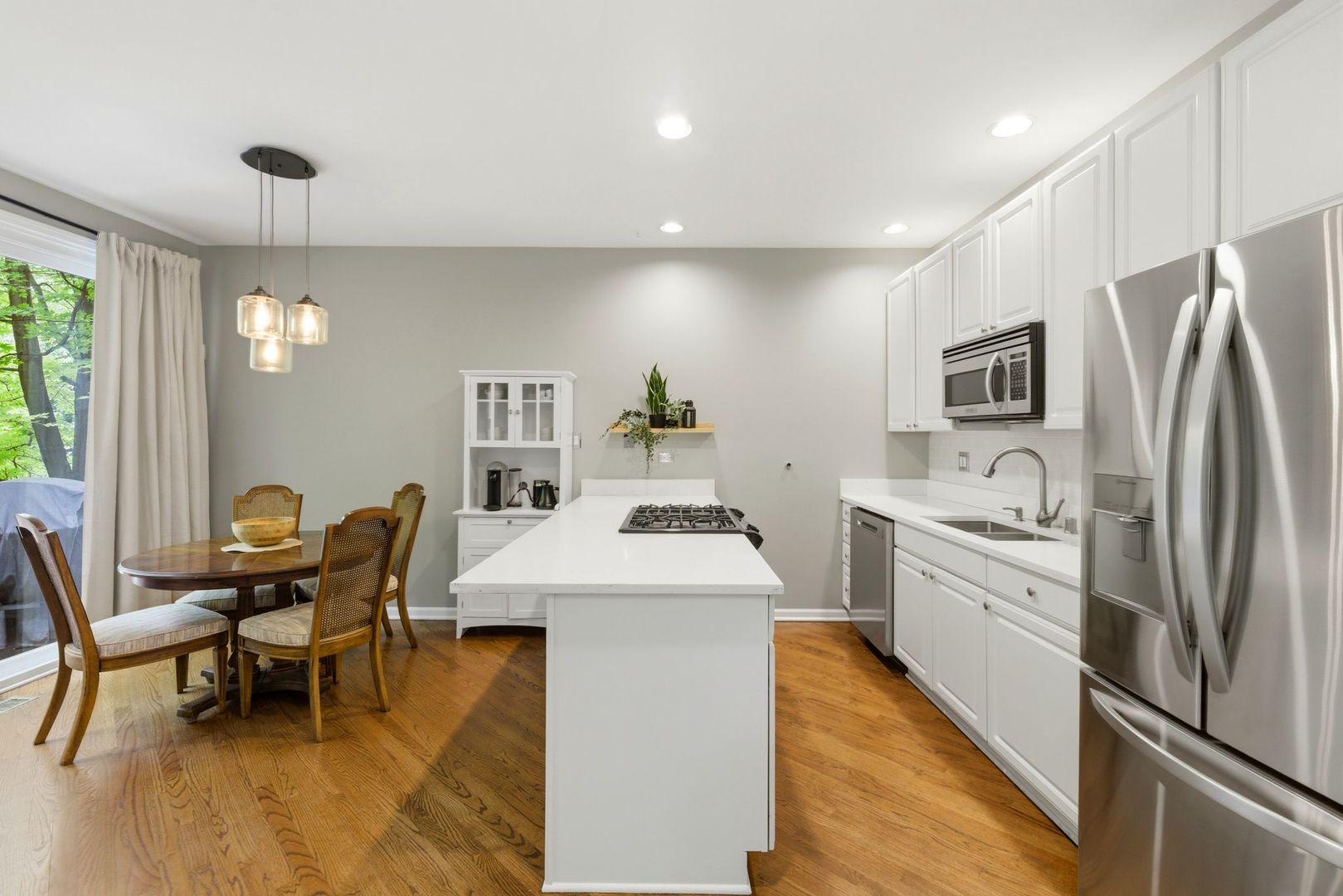 1840 West Diversey Parkway Chicago IL 60614