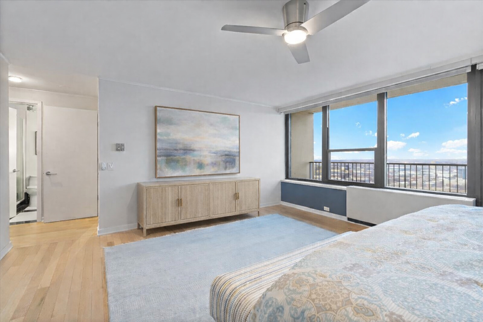 1560 North Sandburg Terrace Chicago IL 60610